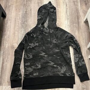 Athletic Works Grey Camo hoodie with pocket size M